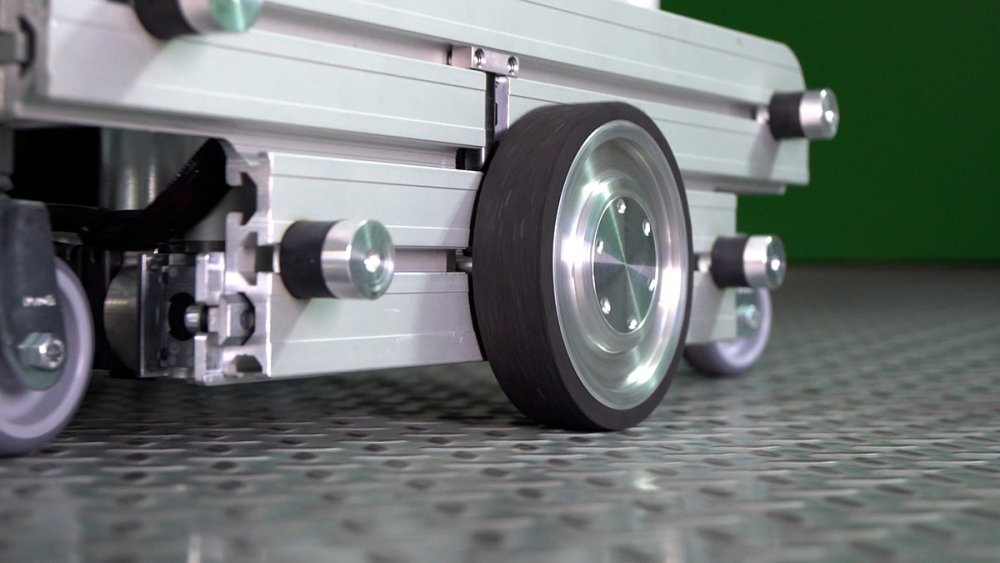 “Ket-Rob” has drive wheels with a Vulkollan (R) coating or are made of solid rubber.